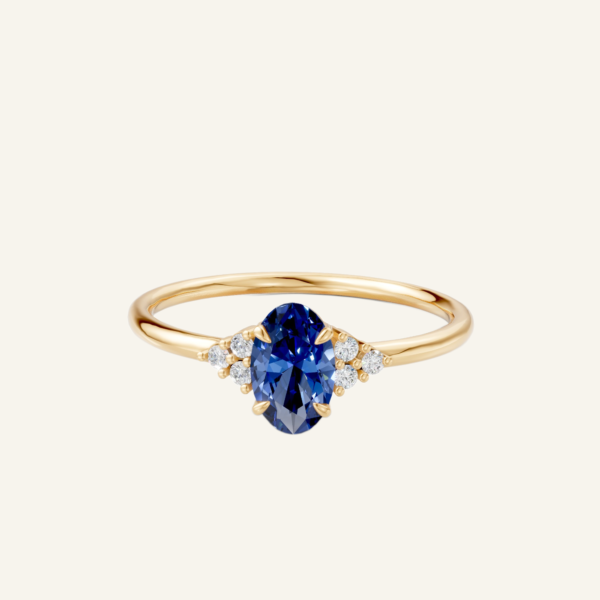 18k Oval Gold Sapphire Ring